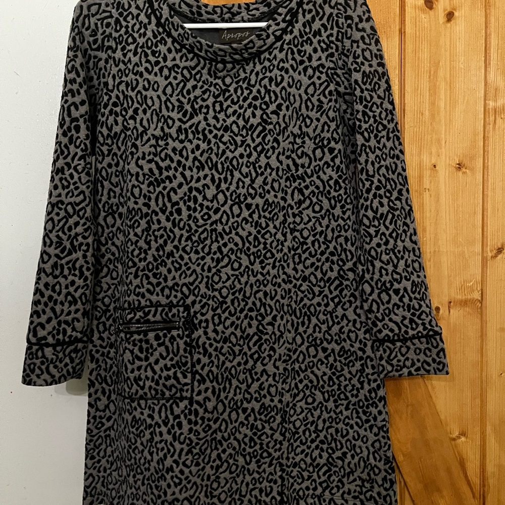 Hapari Black and Gray Animal Print Long Sleeve Dress